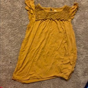 Old Navy yellow summer T-shirt